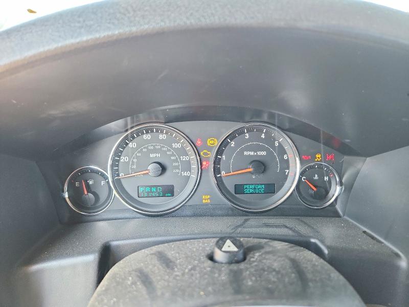 Photo 9 from auction – 2007 JEEP COMMANDER with VIN 1J8HG48K97C546177