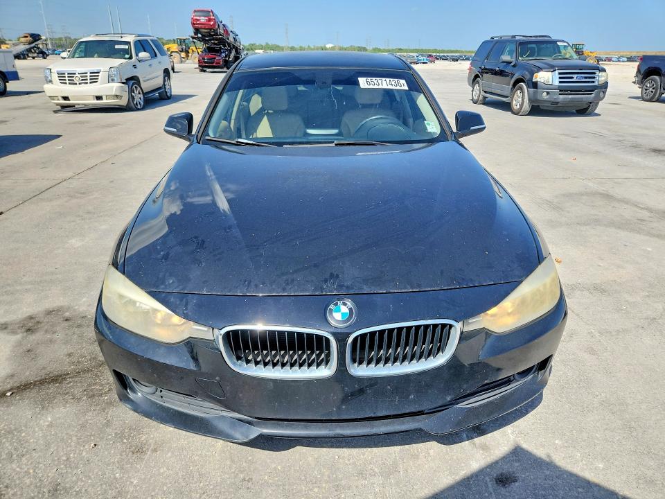 Photo 5 from auction – 2014 BMW 320 with VIN WBA3B1C57EP679426