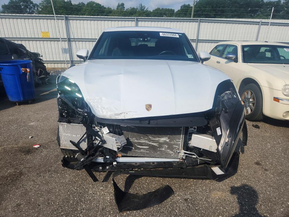 Photo 5 from auction – 2024 PORSCHE CAYENNE with VIN WP1AA2AYXRDA01761