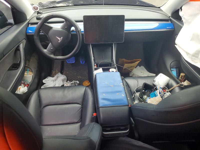 Photo 8 from auction – 2020 TESLA MODEL Y with VIN 5YJYGDEE1LF030530