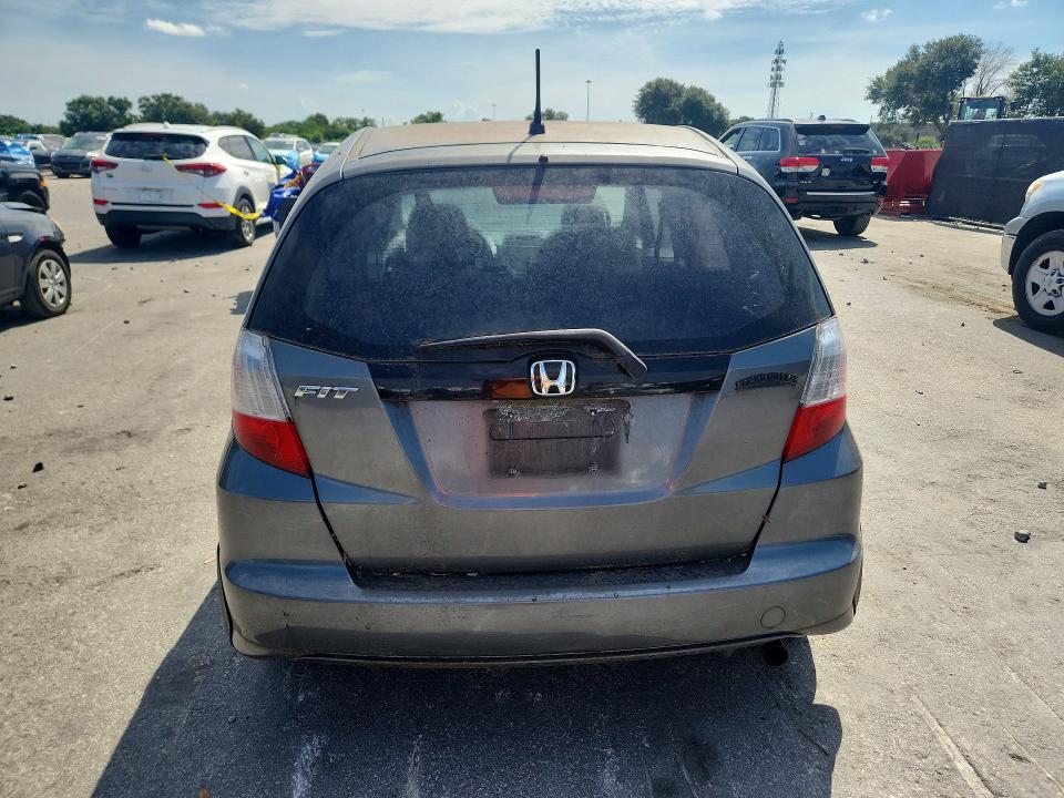Photo 6 from auction – 2011 HONDA FIT with VIN JHMGE8G36BC007453