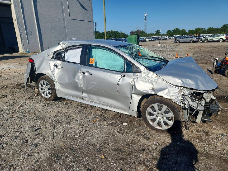 Photo 4 from auction – 2020 TOYOTA COROLLA with VIN 5YFEPRAE3LP110454