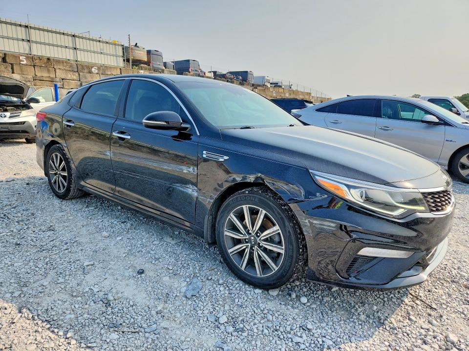 Photo 4 from auction – 2019 KIA OPTIMA with VIN 5XXGT4L38KG354501
