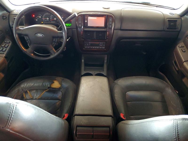 Photo 8 from auction – 2004 FORD EXPLORER with VIN 1FMDU75W74UB08802