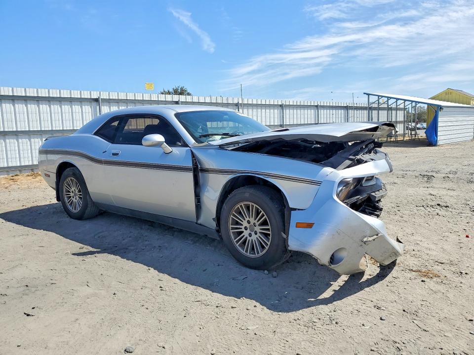 Photo 4 from auction – 2010 DODGE CHALLENGER with VIN 2B3CJ4DV3AH322735