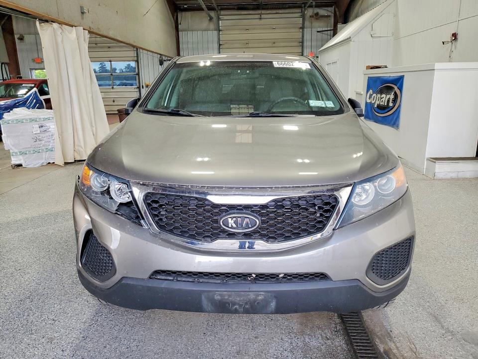 Foto 5 de la subasta – 2012 KIA SORENTO con VIN 5XYKT3A17CG225071