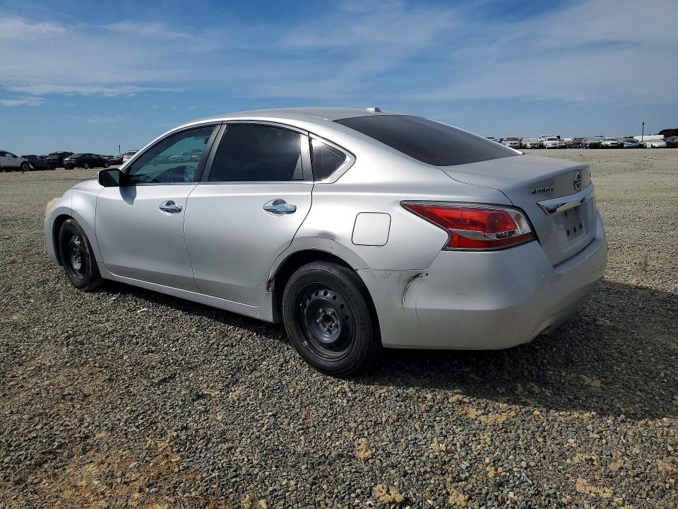 Снимка 2 от търг – 2015 NISSAN ALTIMA с VIN 1N4AL3AP7FC466272