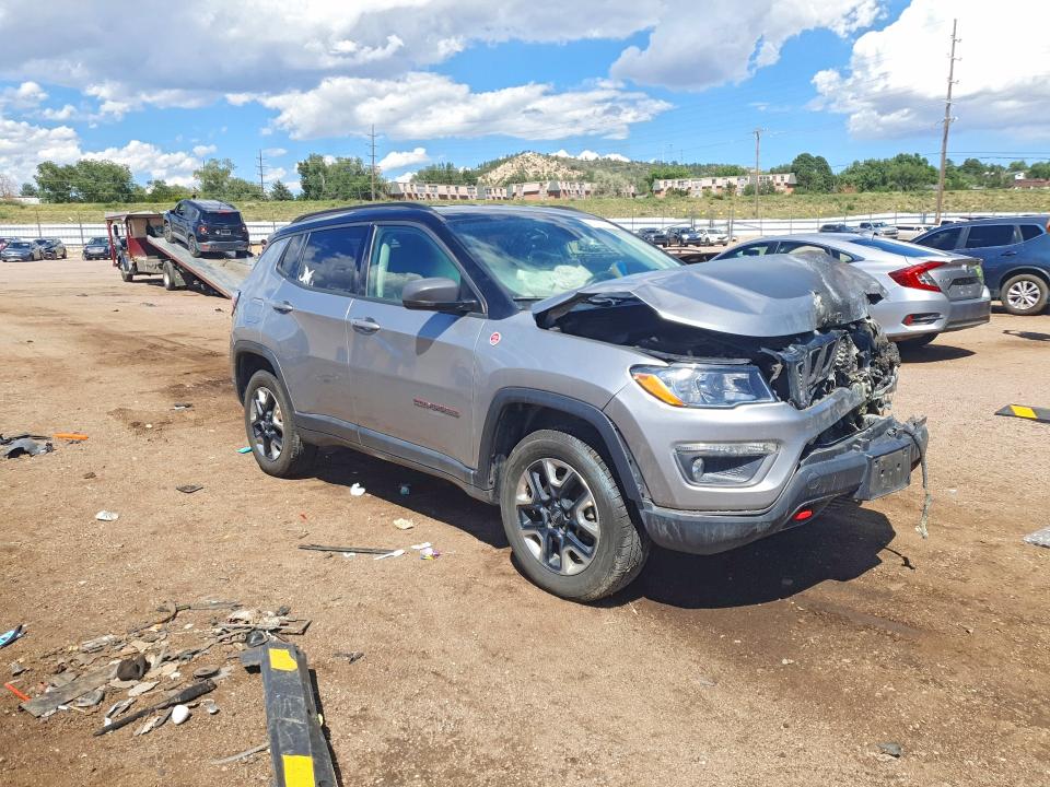 Photo 4 from auction – 2017 JEEP COMPASS with VIN 3C4NJDDB8HT635116