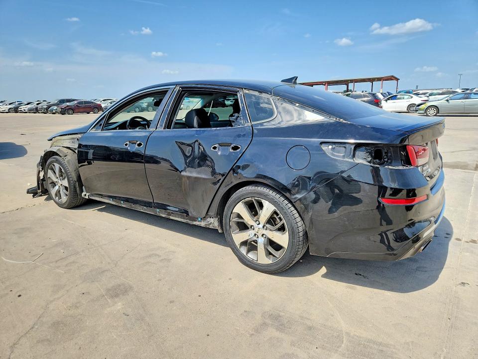 Photo 2 from auction – 2020 KIA OPTIMA with VIN 5XXGT4L37LG417198