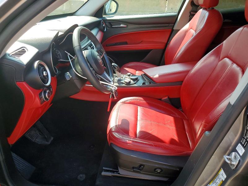 Photo 7 from auction – 2018 ALFA ROMEO STELVIO with VIN ZASFAKAN1J7B83521