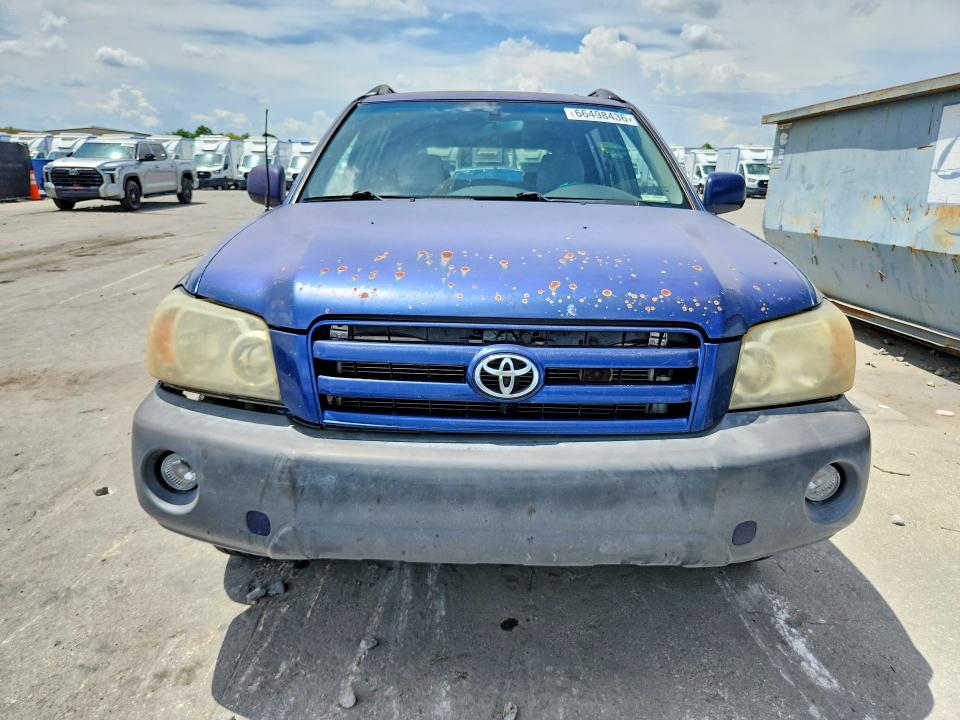 Photo 5 from auction – 2005 TOYOTA HIGHLANDER with VIN JTEGD21A550111717