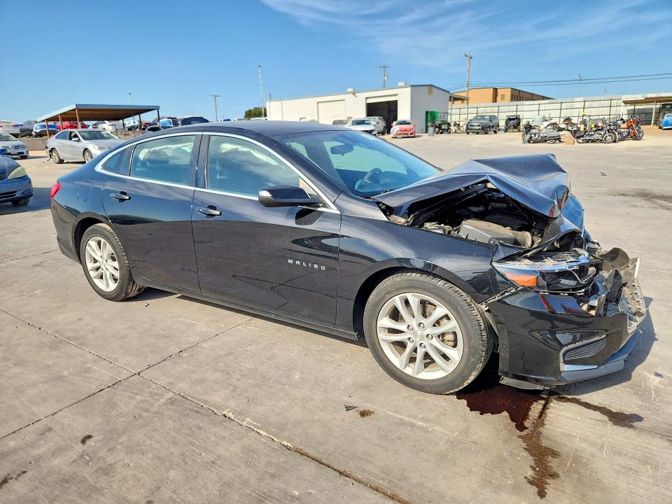 Photo 4 from auction – 2018 CHEVROLET MALIBU with VIN 1G1ZD5ST7JF257292