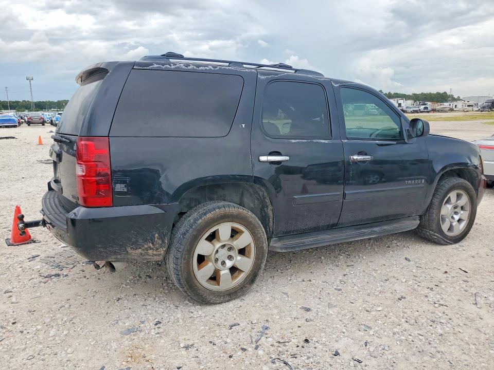 Photo 3 from auction – 2008 CHEVROLET TAHOE with VIN 1GNFC13028J226038