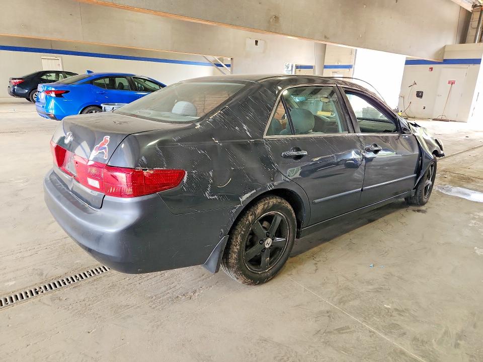 Photo 3 from auction – 2005 HONDA ACCORD with VIN 1HGCM56795A007258