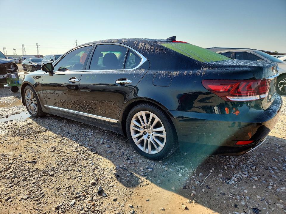 Foto 2 de la subasta – 2014 LEXUS LS con VIN JTHBL5EF3E5128896