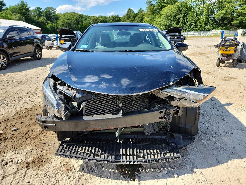 Photo 5 from auction – 2017 TOYOTA COROLLA with VIN 2T1BURHE0HC766555