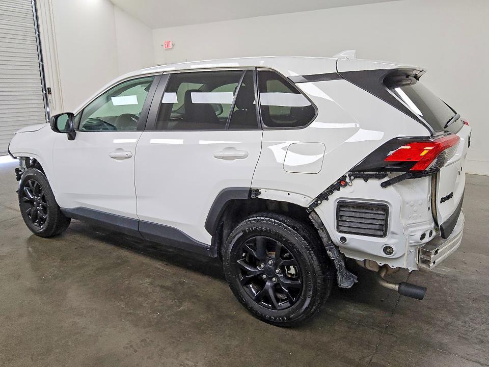 Photo 2 from auction – 2023 TOYOTA RAV4 with VIN 2T3H1RFV6PC232276