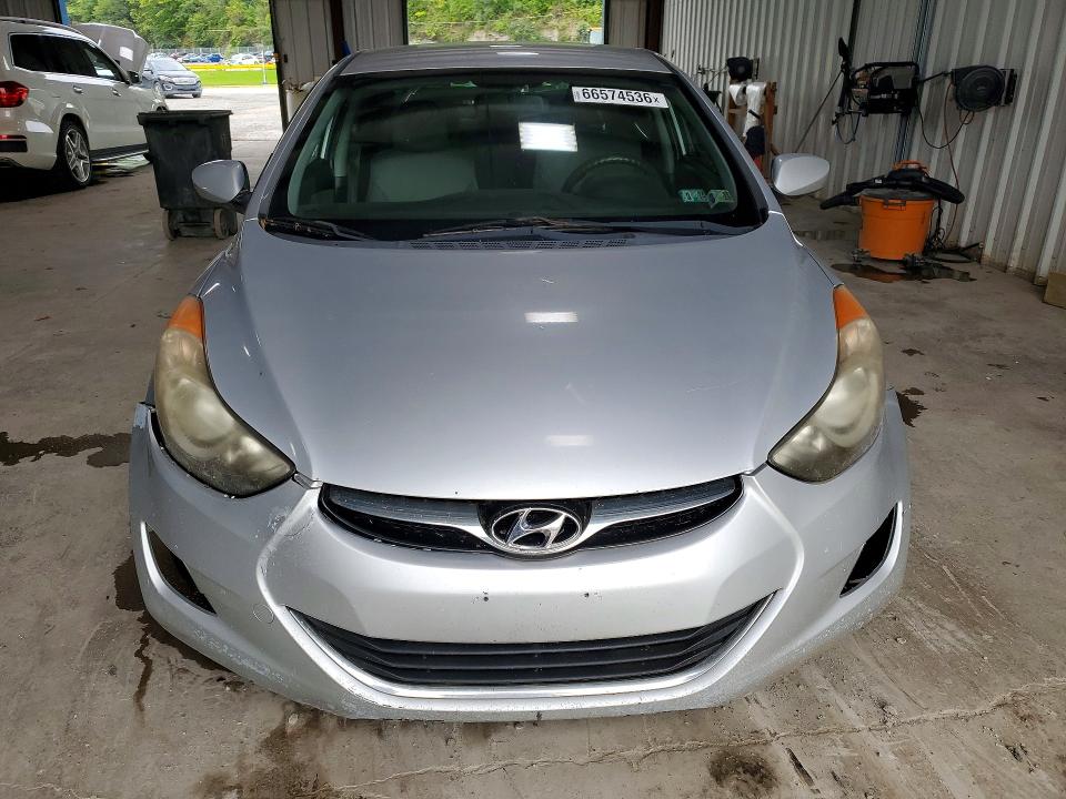 Photo 5 from auction – 2012 HYUNDAI ELANTRA with VIN KMHDH4AE3CU187092