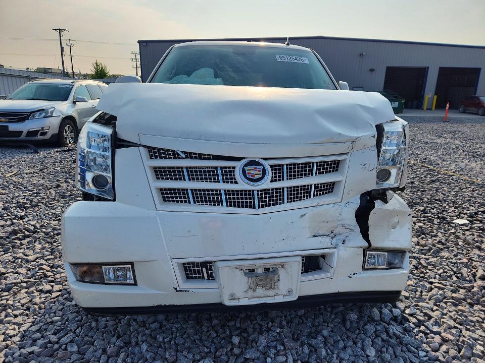 Photo 5 from auction – 2013 CADILLAC ESCALADE with VIN 1GYS4CEF9DR353683