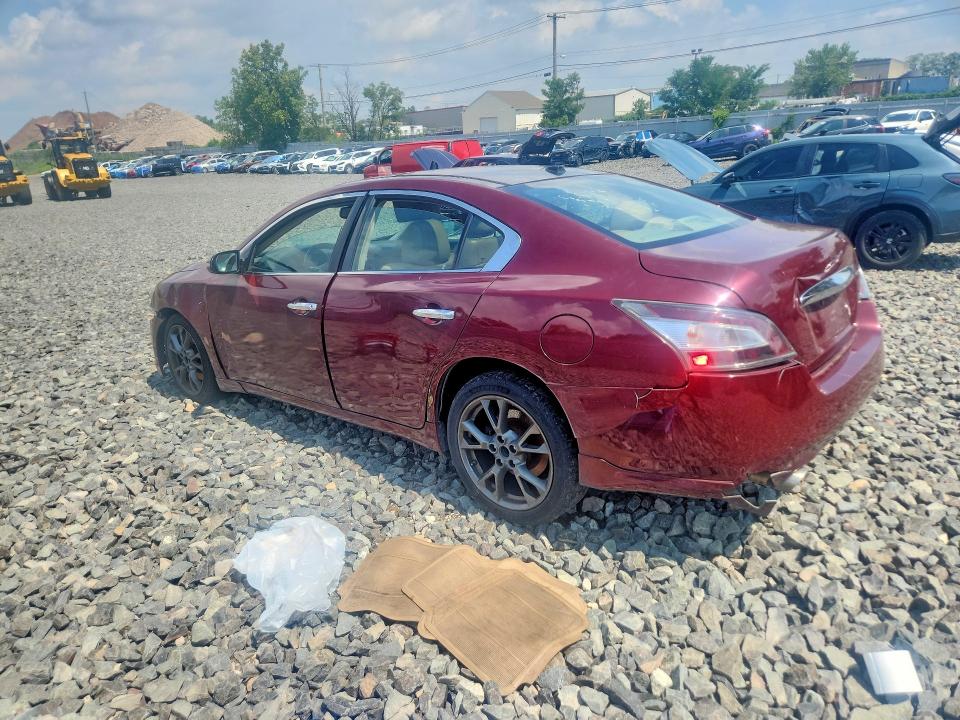 Снимка 2 от търг – 2013 NISSAN MAXIMA с VIN 1N4AA5AP8DC820153