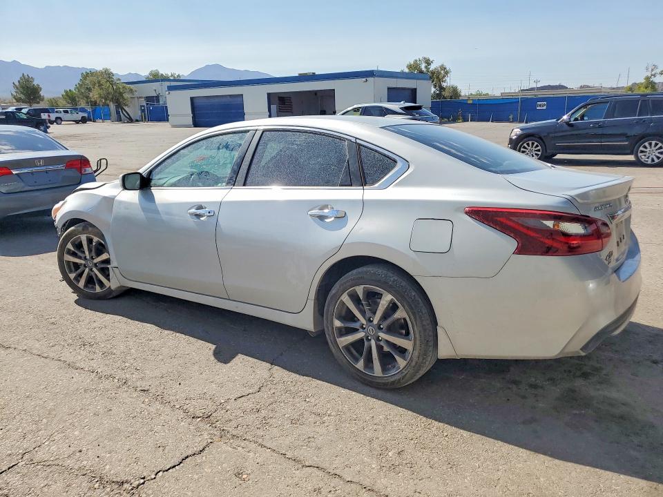 Photo 2 from auction – 2017 NISSAN ALTIMA with VIN 1N4AL3AP9HN317014