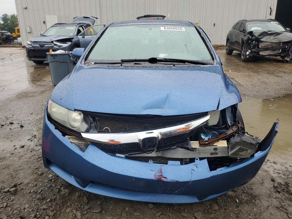 Photo 5 from auction – 2010 HONDA CIVIC with VIN 19XFA1F94AE017167