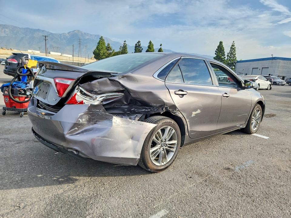 Photo 3 from auction – 2017 TOYOTA CAMRY with VIN 4T1BF1FK9HU806215