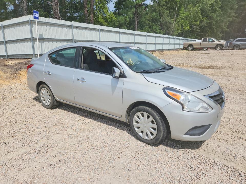 Photo 4 from auction – 2018 NISSAN VERSA with VIN 3N1CN7AP2JL843255
