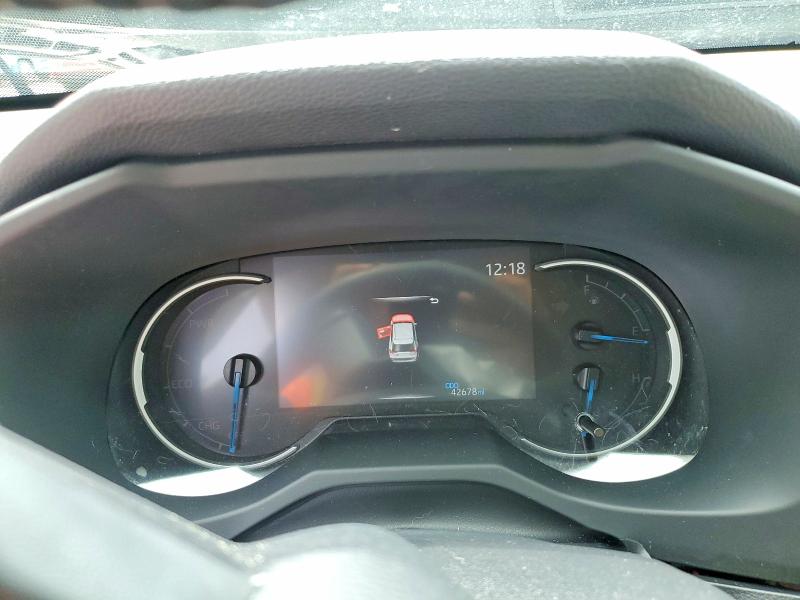 Photo 9 from auction – 2024 TOYOTA RAV4 with VIN JTMB6RFVXRD121560