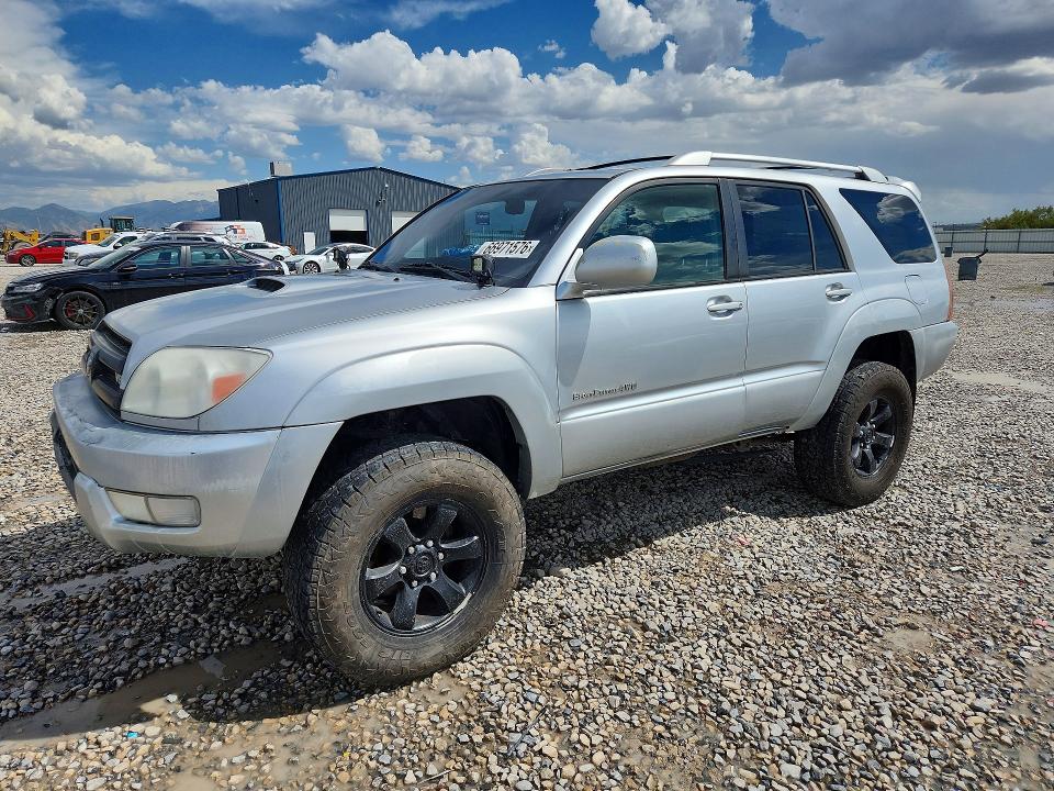 TOYOTA 4RUNNER 2005 with VIN JTEBT14R150048785 - Photo from auction