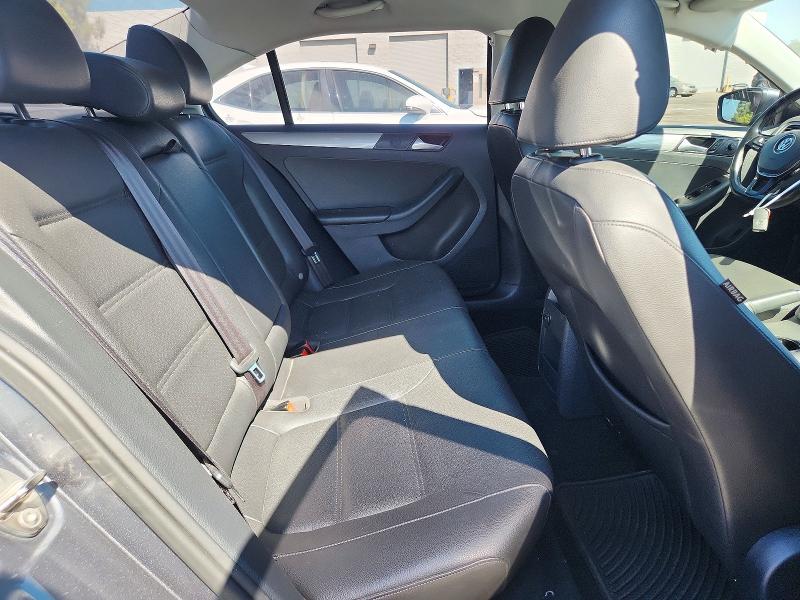 Photo 10 from auction – 2017 VOLKSWAGEN JETTA with VIN 3VWDB7AJ9HM366461