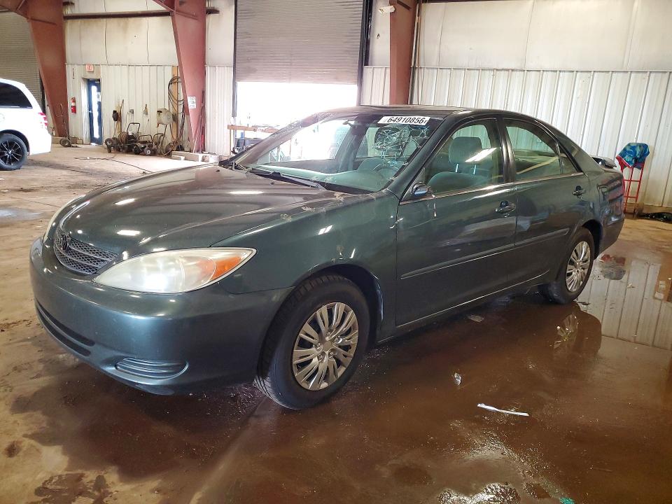TOYOTA CAMRY 2004 with VIN 4T1BE32KX4U358582 - Photo from auction