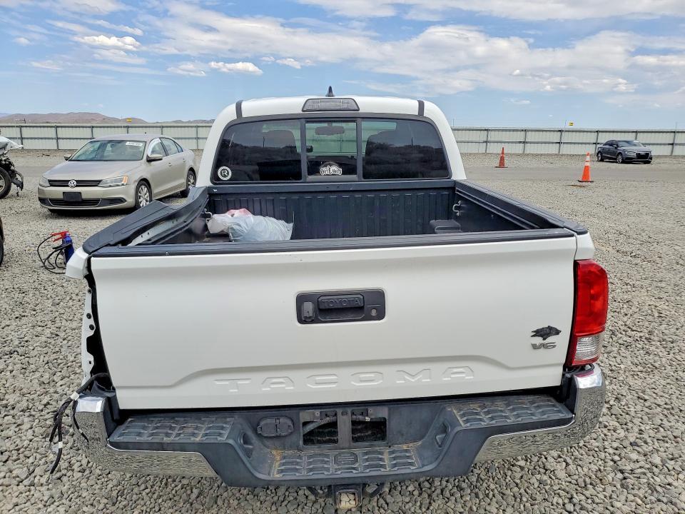 Photo 6 from auction – 2016 TOYOTA TACOMA with VIN 3TMCZ5AN8GM030171