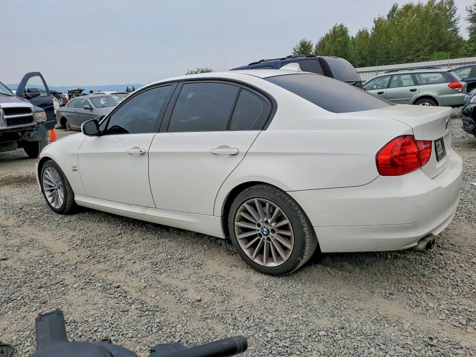 Photo 2 from auction – 2009 BMW 328 with VIN WBAPK73599A452025