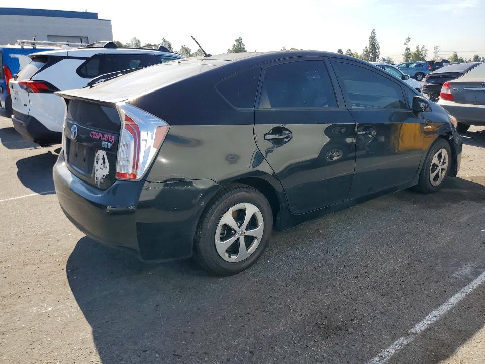 Photo 3 from auction – 2015 TOYOTA PRIUS with VIN JTDKN3DU1F1902085