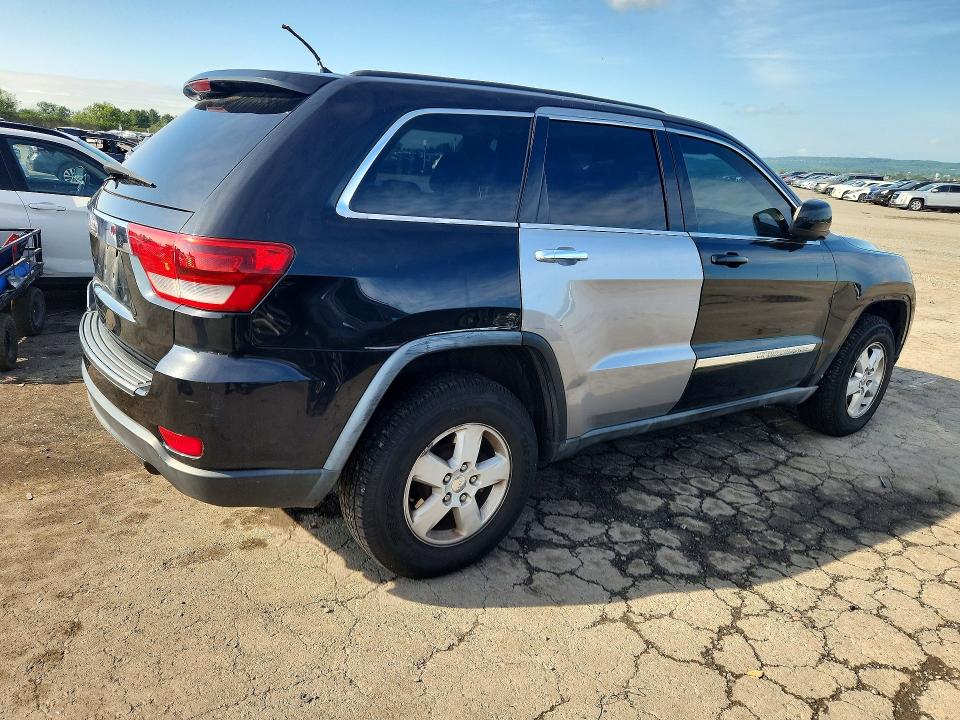 Photo 3 from auction – 2012 JEEP GRAND CHEROKEE with VIN 1C4RJFAG9CC165650