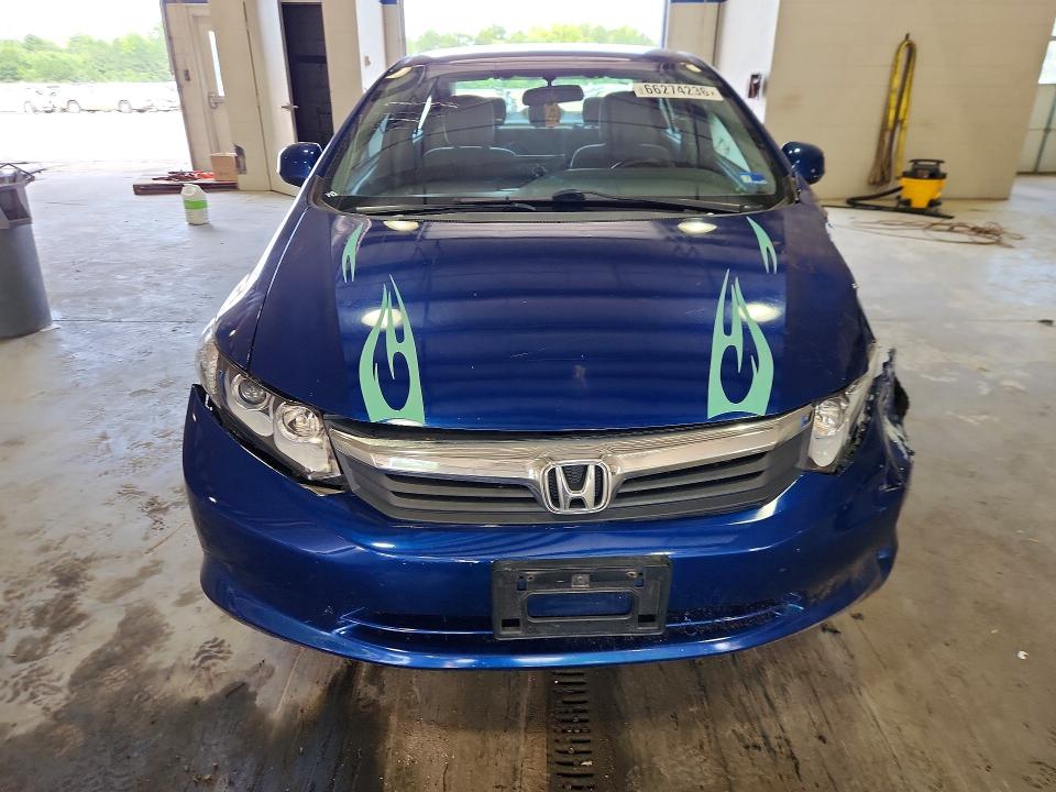 Photo 5 from auction – 2012 HONDA CIVIC with VIN 2HGFB2F51CH536430