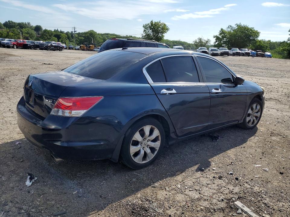 Photo 3 from auction – 2010 HONDA ACCORD with VIN 5KBCP3F82AB013635