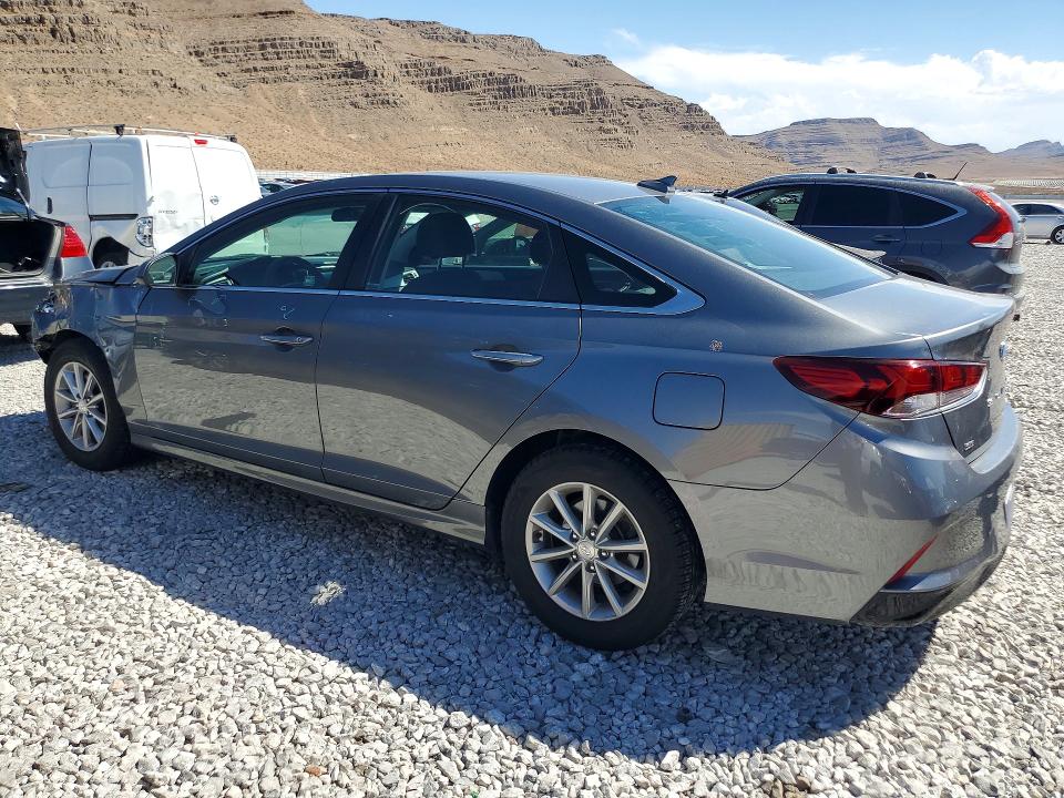Снимка 2 от търг – 2019 HYUNDAI SONATA с VIN 5NPE24AF5KH791593