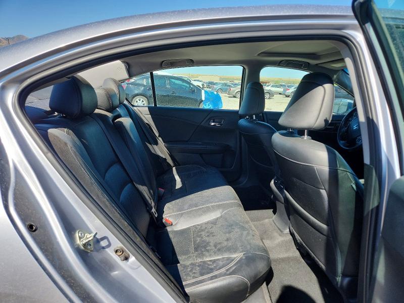 Photo 10 from auction – 2016 HONDA ACCORD with VIN 1HGCR3F89GA033229