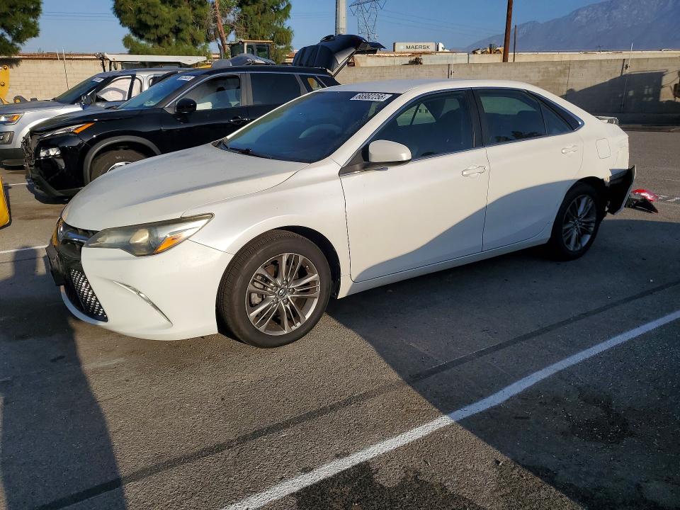 TOYOTA CAMRY 2016 with VIN 4T1BF1FKXGU164313 - Photo from auction