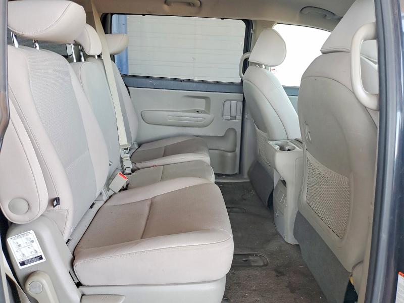 Photo 10 from auction – 2016 KIA SEDONA with VIN KNDMB5C18G6128023