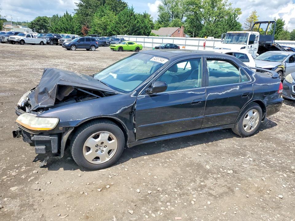 HONDA ACCORD 2002 with VIN 1HGCG165X2A039713 - Photo from auction