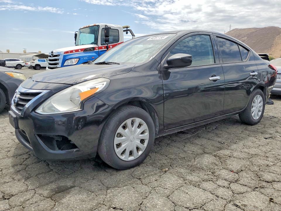 Снимка 1 от търг – 2015 NISSAN VERSA с VIN 3N1CN7AP5FL800701