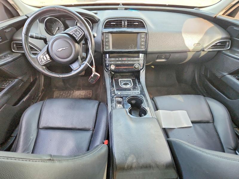 Photo 8 from auction – 2017 JAGUAR XE with VIN SAJAD4BG4HA964179