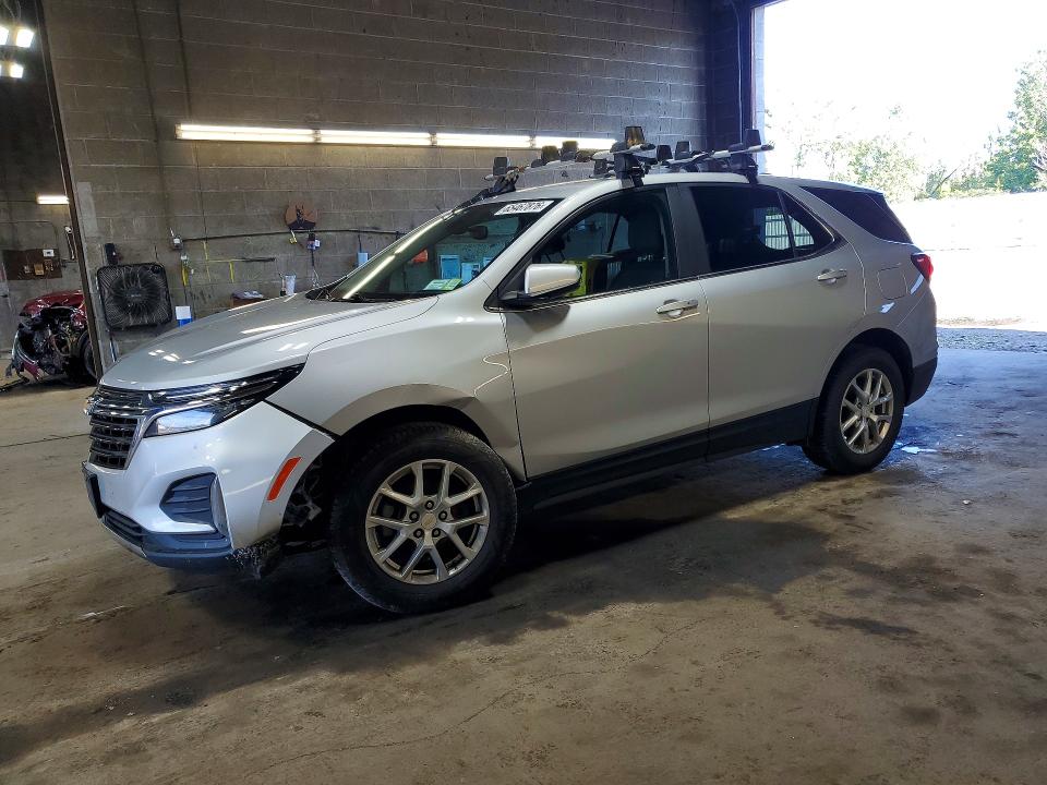 CHEVROLET EQUINOX 2022 with VIN 3GNAXUEV6NL154841 - Photo from auction