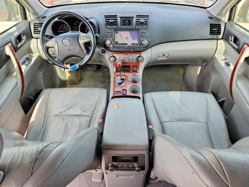 Photo 8 from auction – 2009 TOYOTA HIGHLANDER with VIN JTEES42A092140253