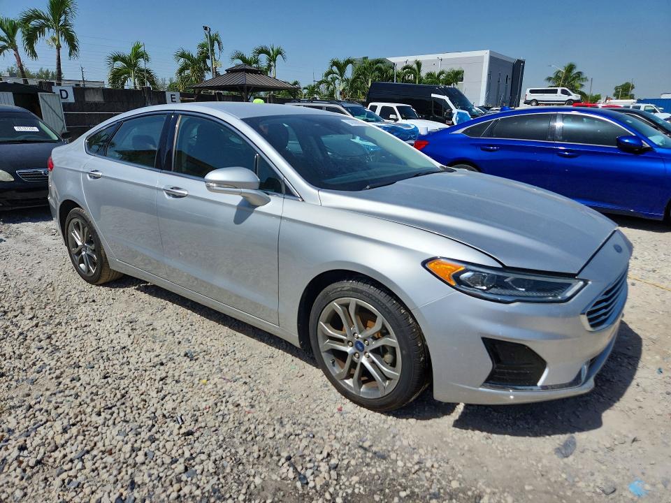 Photo 4 from auction – 2019 FORD FUSION with VIN 3FA6P0CD7KR139264