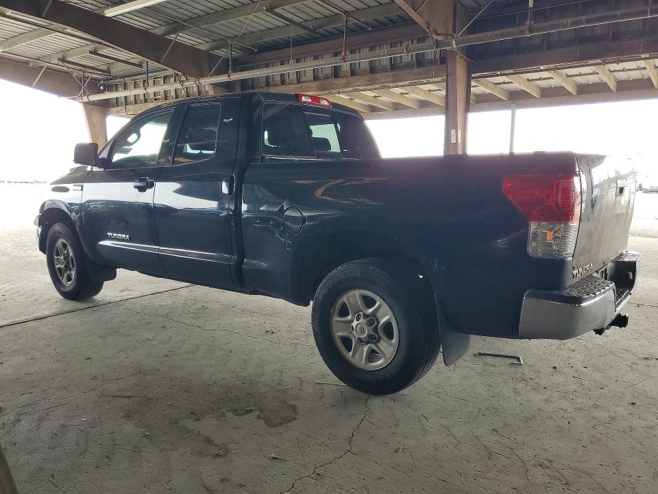 Photo 2 from auction – 2012 TOYOTA TUNDRA with VIN 5TFRY5F15CX126721