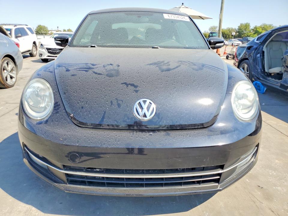 Photo 5 from auction – 2012 VOLKSWAGEN BEETLE with VIN 3VWV67AT9CM617286